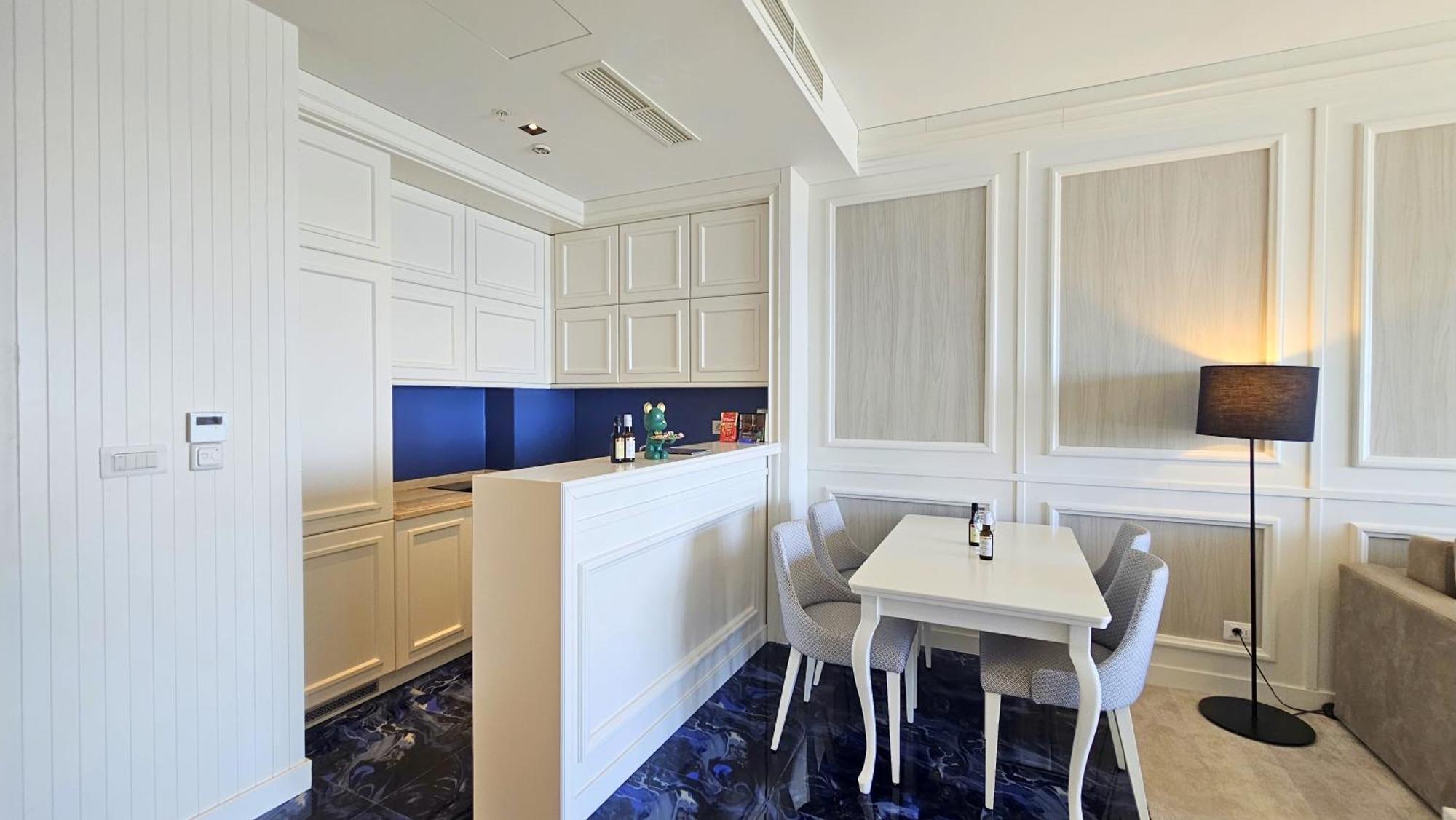 Maresia Boutique Suites Будва Екстериор снимка