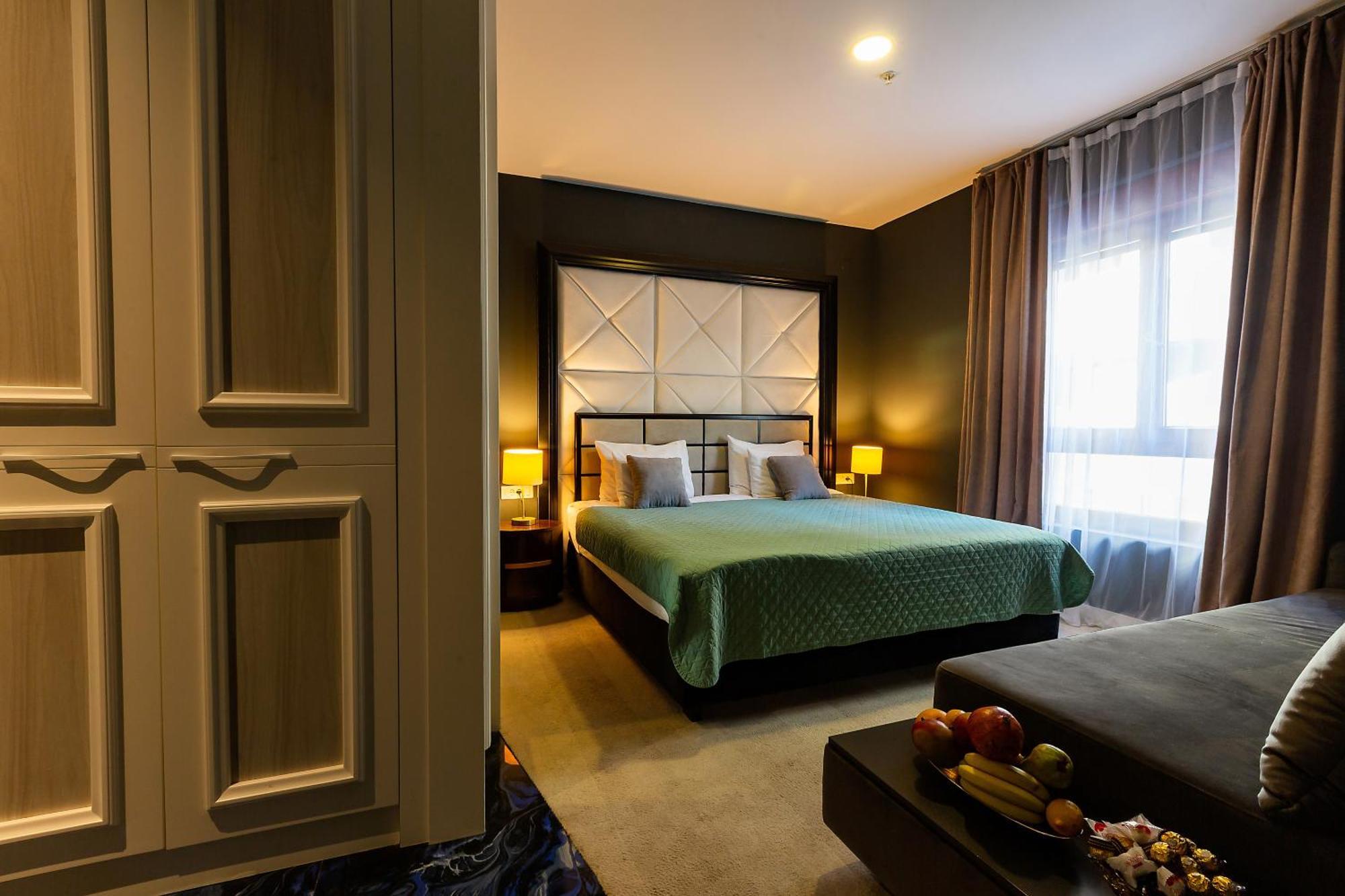 Maresia Boutique Suites Будва Екстериор снимка