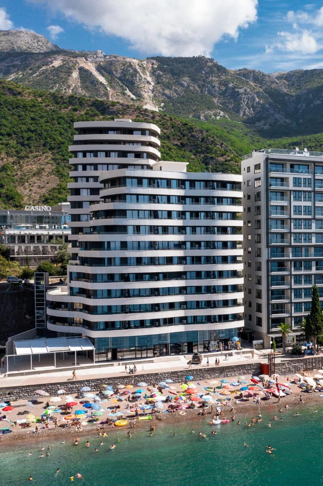 Maresia Boutique Suites Будва Екстериор снимка